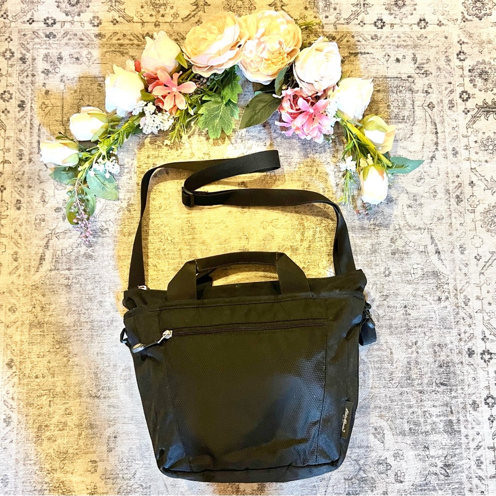 Eddie Bauer Sturdy Ripstop Crossbody Handbag Black - Picture 5 of 16
